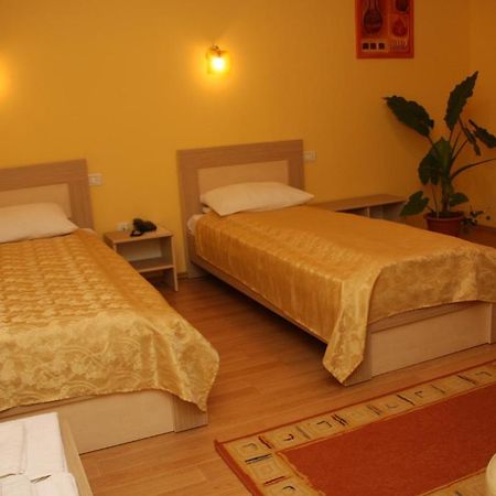 Pensiunea Maria , Floresti Habitación foto