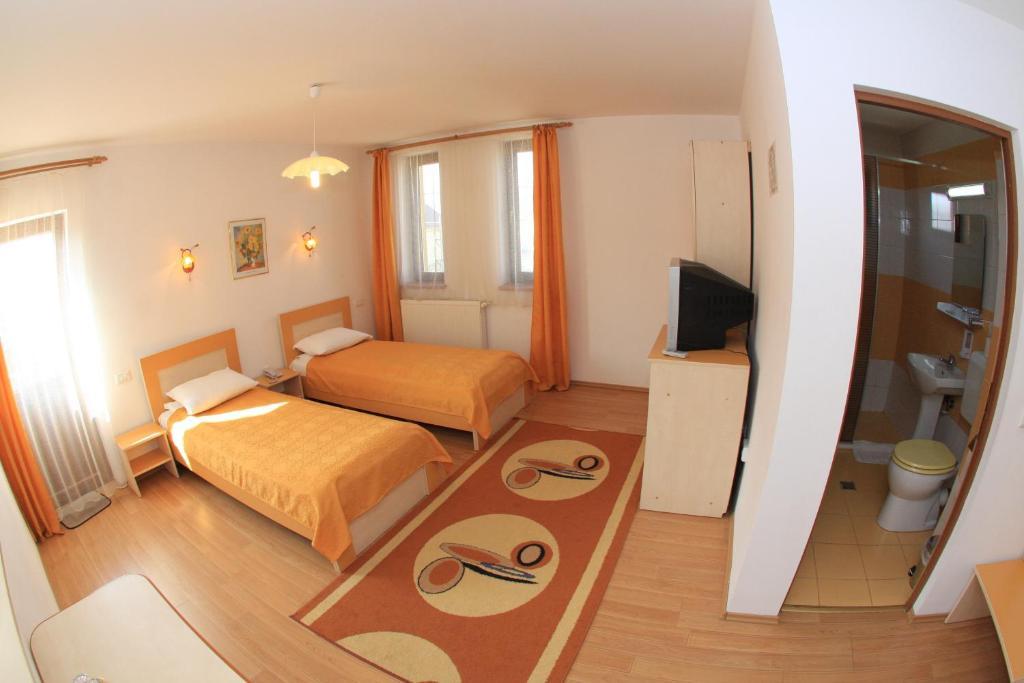 Pensiunea Maria , Floresti Habitación foto